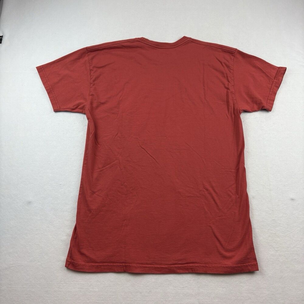 Yeti Offroad Camping Adventure Vehicle T Shirt Mens L Red NWOT Short Sleeve - Picture 4 of 7